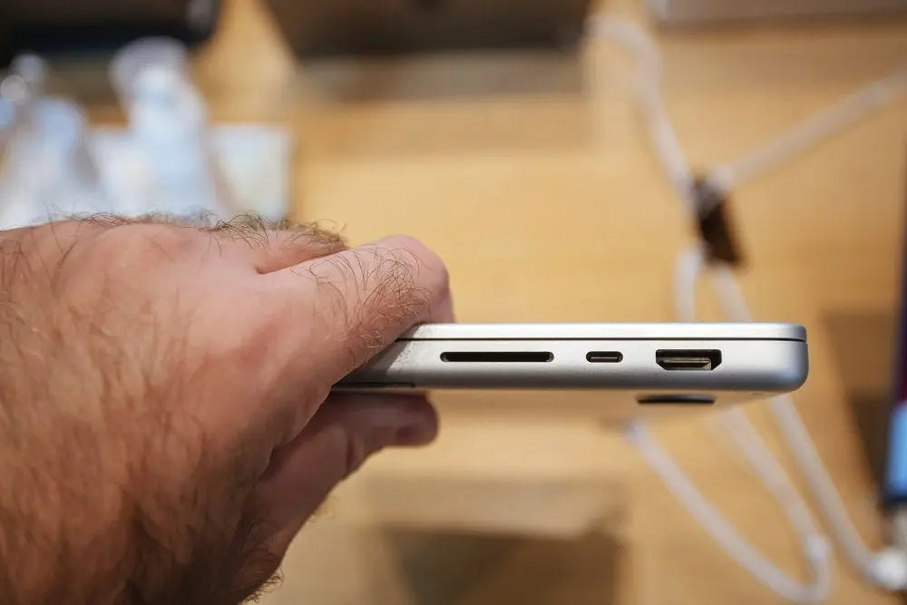 How to Add More USB-C Ports to MacBook Pro: A Comprehensive Guide - Vention